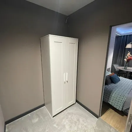 New Comfortable With Balcony And Sauna On Klimieckiego Street Apartman *
