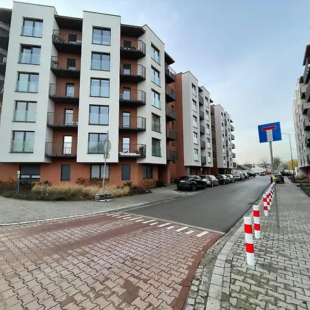 New Comfortable With Balcony And Sauna On Klimieckiego Street Apartament