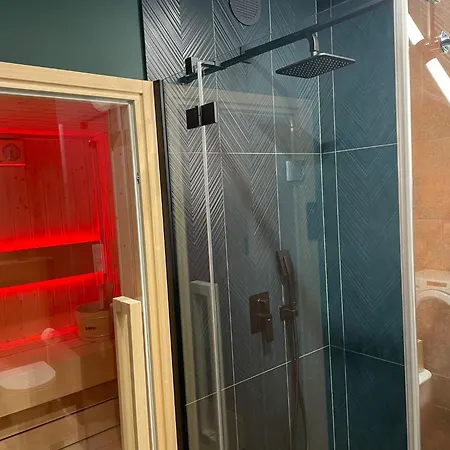 New Comfortable With Balcony And Sauna On Klimieckiego Street * Cracovia